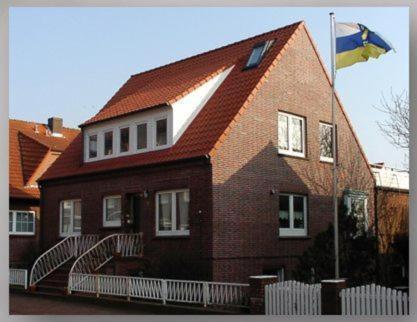דירות ג'וסט Haus Monika מראה חיצוני תמונה